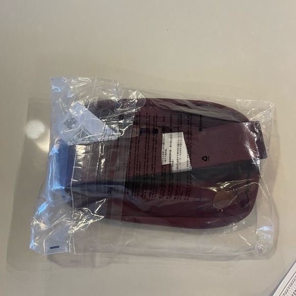 lululemon athletica Handbags - lululemon everywhere belt bag RDMR